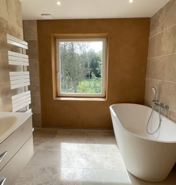 Salle de bain après rénovation, maison forestière de 1870 (Bas-Rhin)